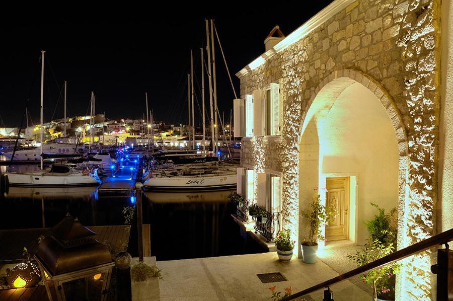 Cesme Marina Konukevi Exterior foto